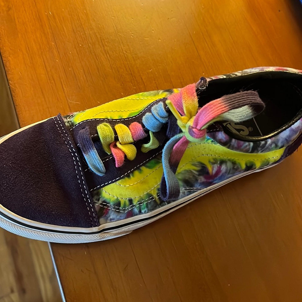 Old Skool Vans: Limited Edition Tie Dye Shoes 2019 Model